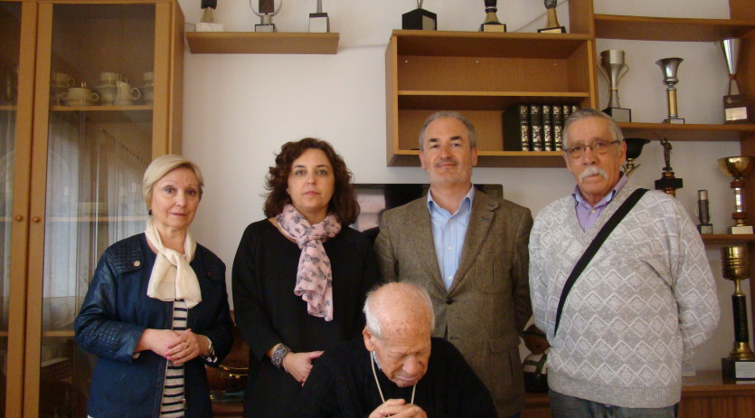 L’Ajuntament de Vilafranca ha felicitat Pascual Latorre Rocamora pel seu centenari