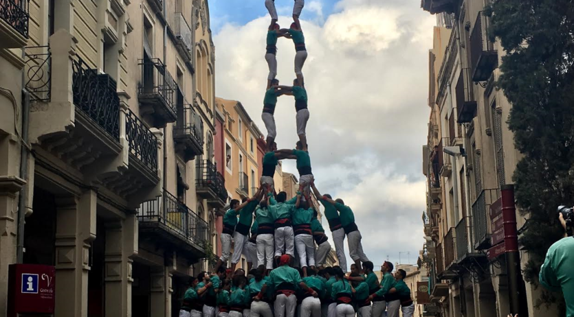 Els Castellers de Vilafranca estrenen plaça de gamma extra a casa per Sant Miquel