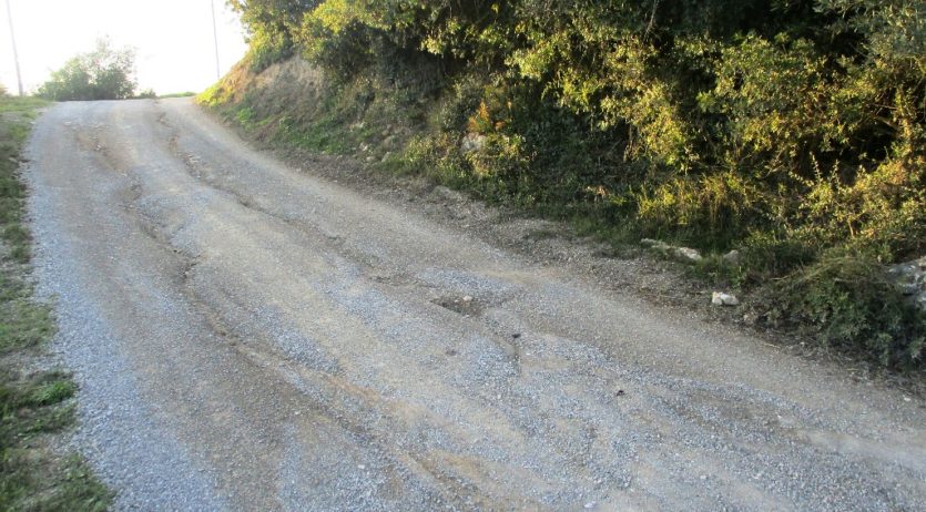 L’Ajuntament d’Olèrdola arranjarà 4 camins malmesos del municipi abans de finalitzar l’any