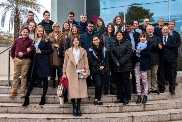 Estudiants del màster de l’Organització Internacional de la Vinya visiten cellers del Penedès