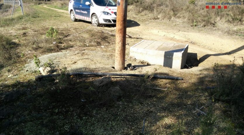 Detingut un home per 23 furts i estralls de cablejat de telefonia a l’Alt Penedès i l’Anoia