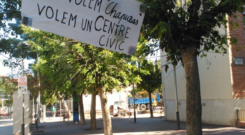 “La gent del barri” considera que amb les obres de la plaça Doctor Bonet no es guanya cap espai