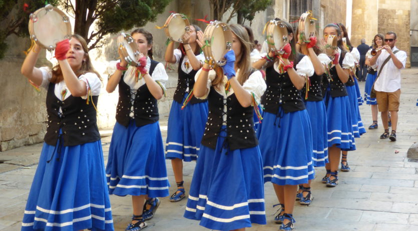 Convocatòria per noves balladores del Ball de les Panderetes