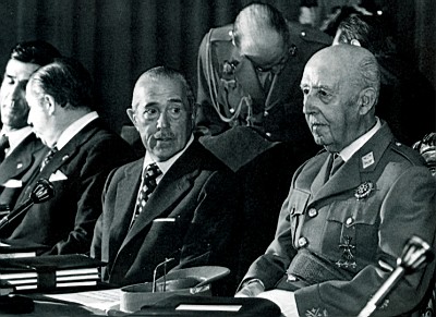 Carlos Arias Navarro anuncia l’esperit del 12 de febrer en el seu discurs d’investidura