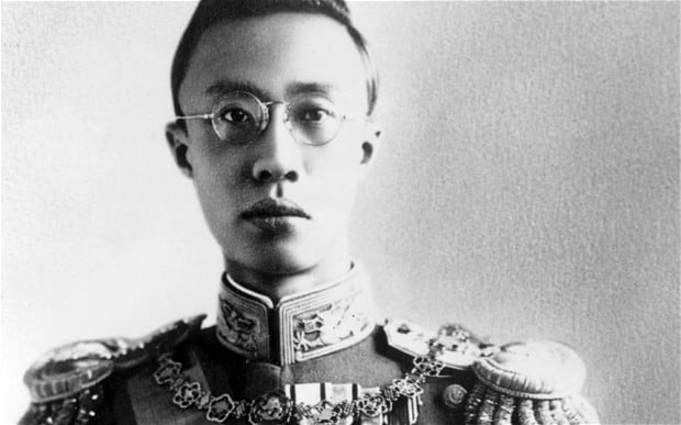 Coronació a Manxukuo (Manxúria) de Pu Yi com emperador