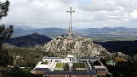 Comença la construcció del Valle de los Caídos
