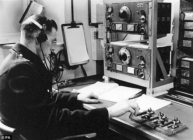 Samuel Morse inventa el codi Morse per la telegrafia