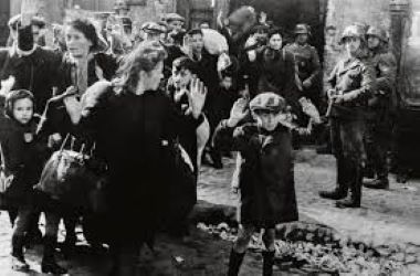 Forces alemanyes acaben amb la resistència del Gueto jueu de Varsòvia