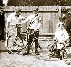 Inici del primer Tour de França promocionat pel diari L’auto