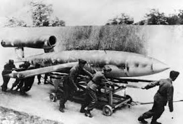 Inici dels bombardeigs massius alemanys sobre Gran Bretanya amb coets V-1