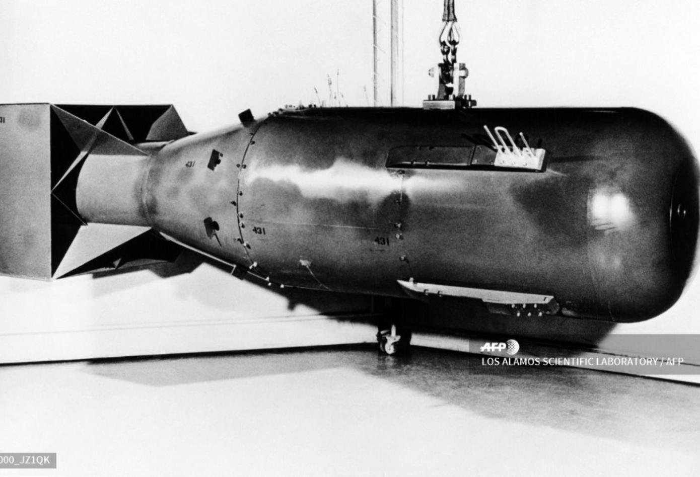 Llançament sobre Hiroshima de la primera bomba atòmica contra humans