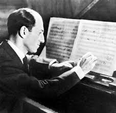 Naixement del compositor nord-americà George Gershwin