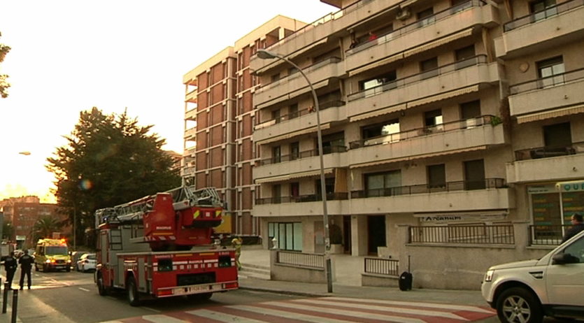 S’ha produït un incendi en un pis del carrer Amàlia Soler