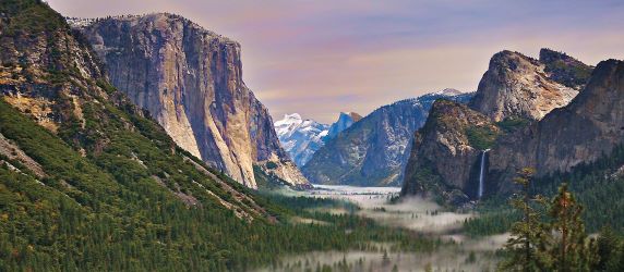 Obertura als EEUU del parc nacional de Yosemite, el primer parc nacional modern