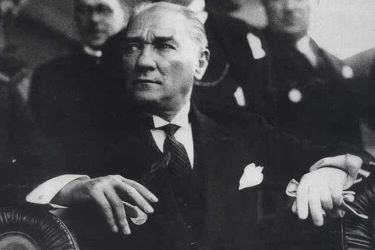 Mort de Mustafà Kemal Atatürk, primer president de Turquia