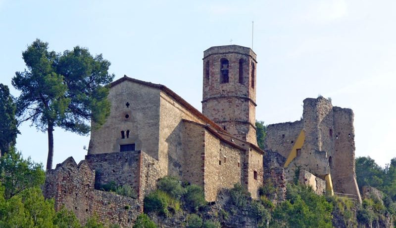 L’Ajuntament de Gelida ja és definitivament propietari de l’església i el cementiri del castell