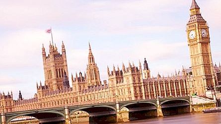 Posta en marxa del rellotge de la torre de Londres, el popular Big Ben