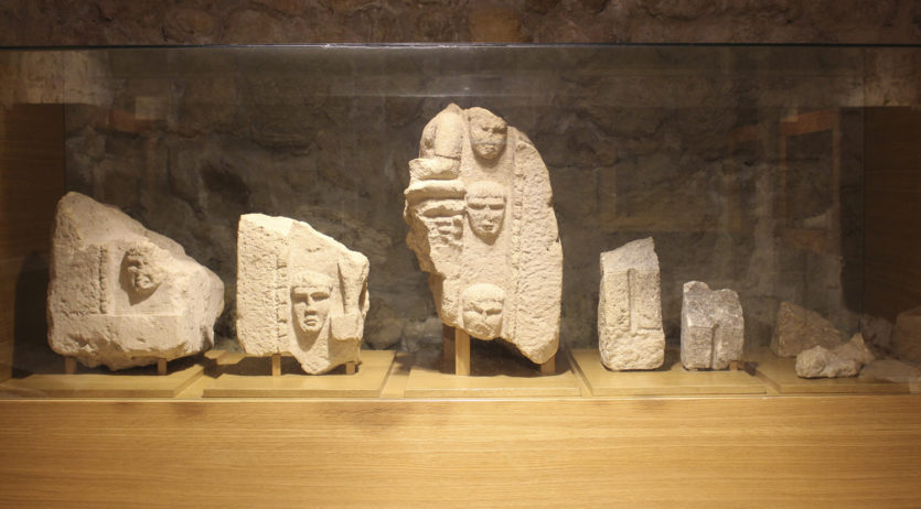 L’Ajuntament de Sant Martí cedeix el monument funerari iber al Museu d’Arqueologia de Catalunya