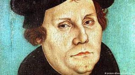 Mort a Eisleben del teòleg alemany Martin Luter, pare de la reforma protestant.