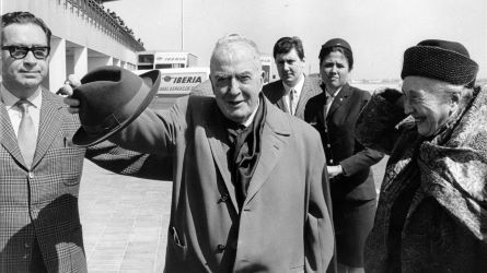 Naixement del poeta català Josep Carner