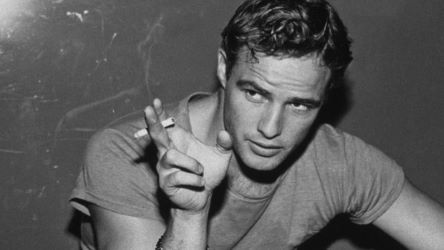 Naixement a Omaha de l’actor nord-americà Marlon Brando