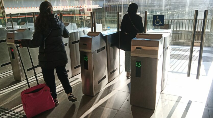 En marxa els nous controls d’accés a l’estació de tren de Vilafranca