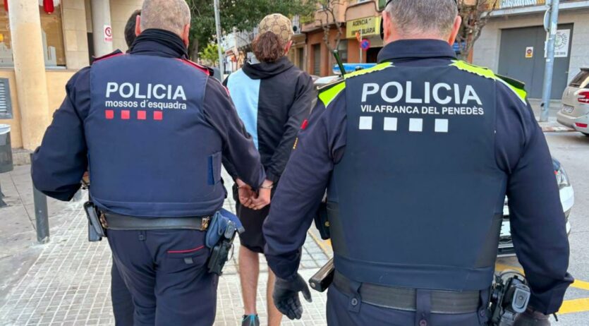 Dos menors d’edat detinguts a Vilafranca en el marc d’un dispositiu a les estacions de la R4