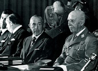 Mort a Madrid del expresident espanyol Carlos Arias Navarro
