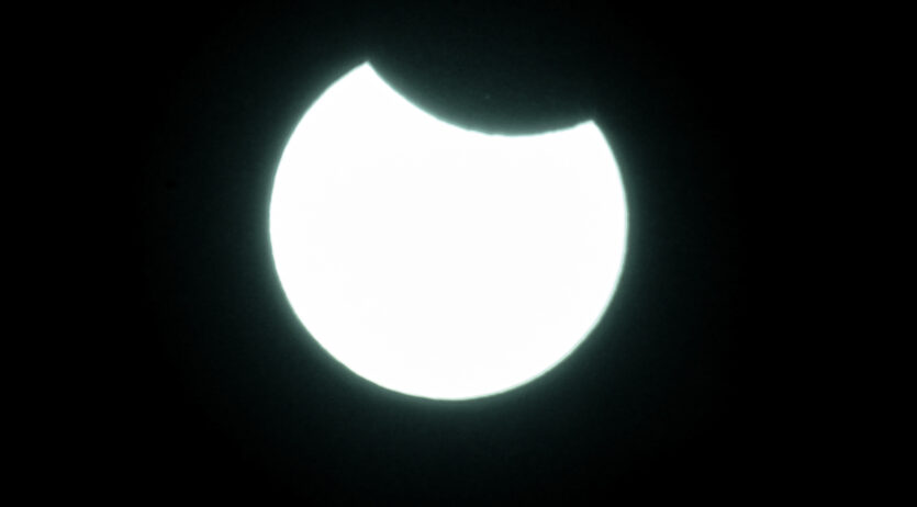 El Penedès observa un eclipsi parcial de sol