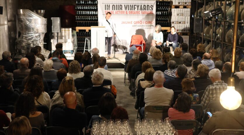 Arrenca la 17a edició del Festival Poesia a les Caves