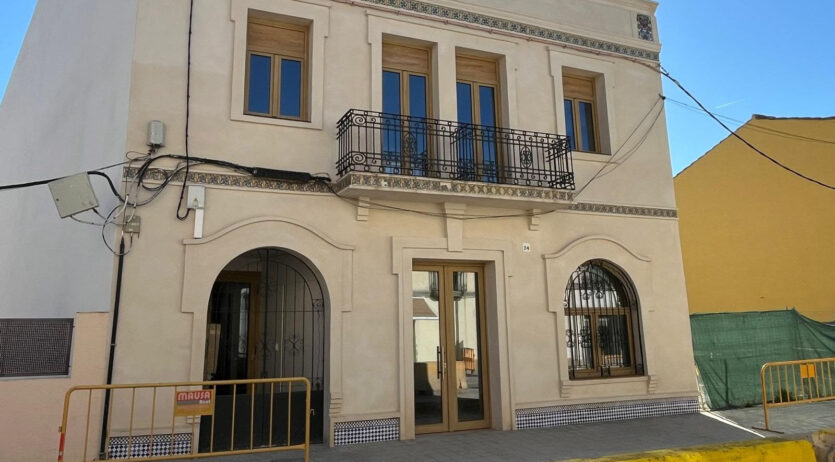 Rehabilitació d’un edifici amb sis habitatges per a gent gran a Guardiola de Font-rubí