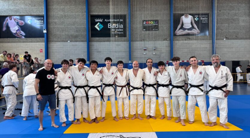 6 nous cinturons negres per l’Escola de Judo Vilafranca-Vilanova
