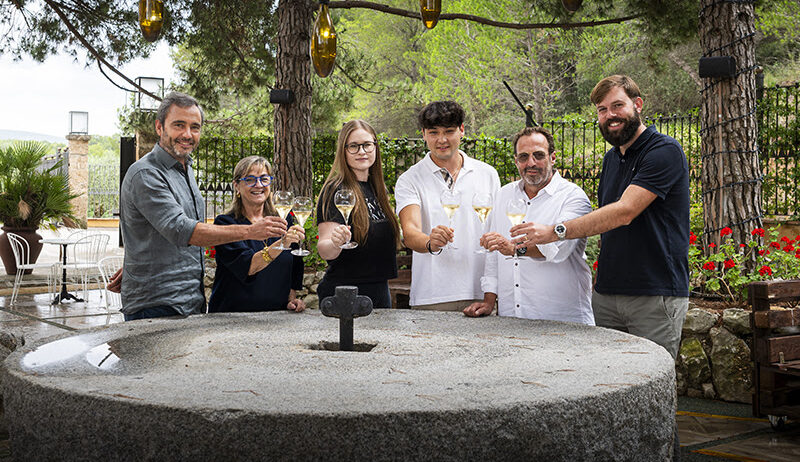Corpinnat incorpora Celler Kripta i assoleix els 16 cellers membres