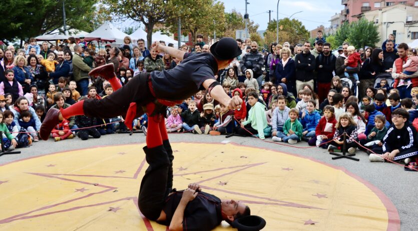 Compte enrere per a una nova edició del Festival Clownic i la Fira d’Artesania de Torrelles